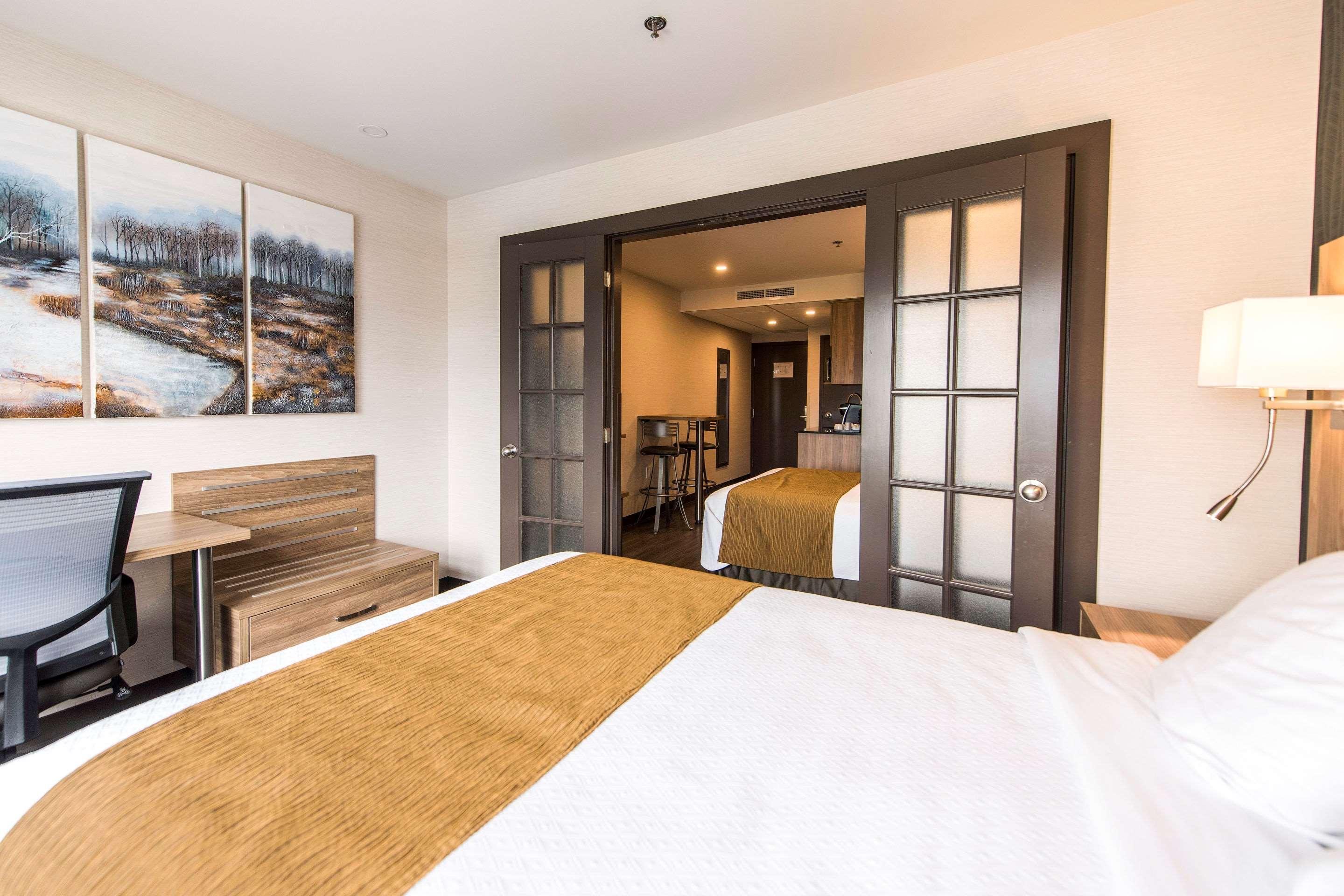 ควอลิตี สวีตส์ Hotel ดรัมมอนวิลล์ ภายนอก รูปภาพ